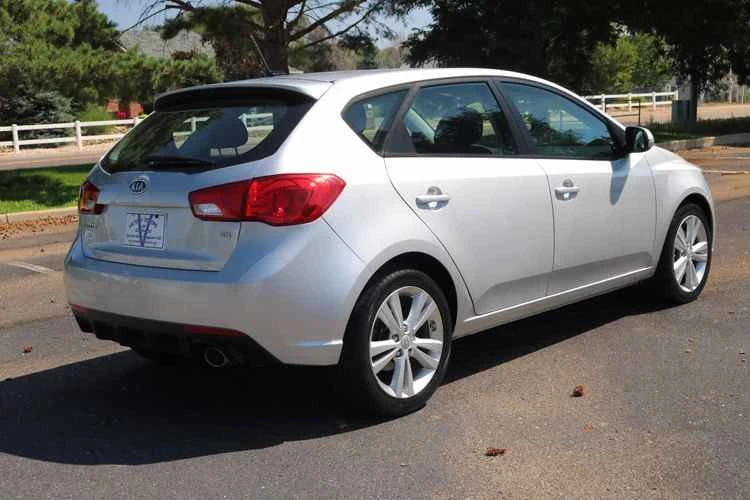 2011 Kia Forte - Image 12 of 16