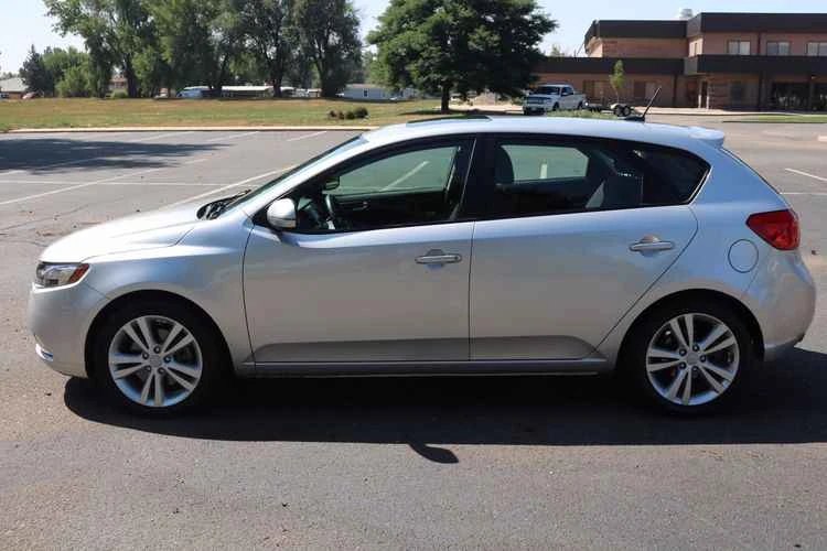 2011 Kia Forte - Image 6 of 16