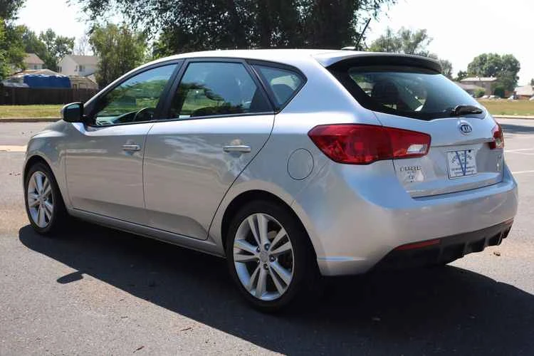 2011 Kia Forte - Image 7 of 16