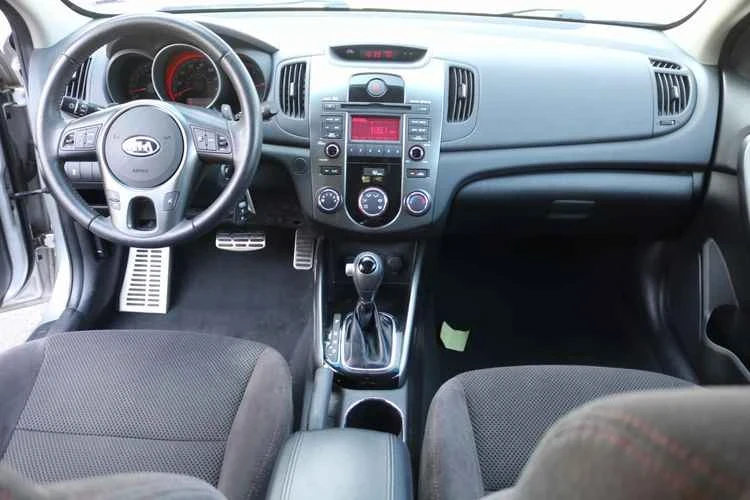 2011 Kia Forte - Image 3 of 15
