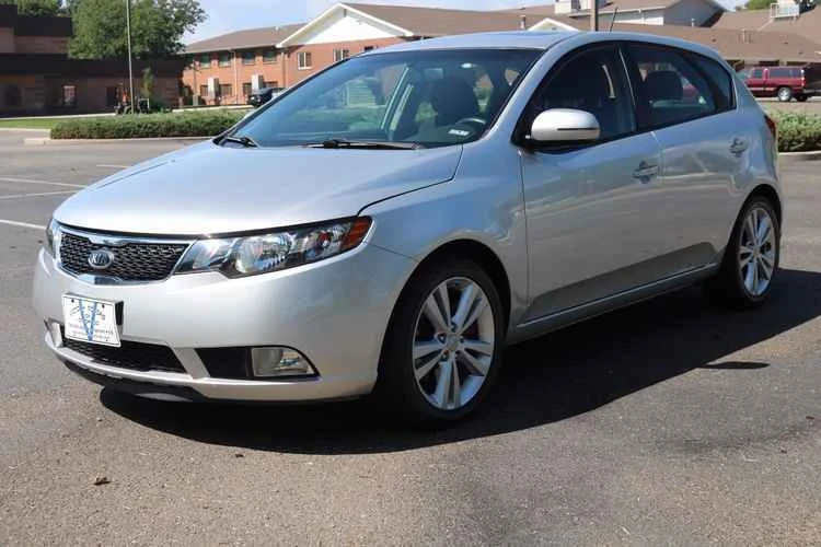 2011 Kia Forte - Image 6 of 15