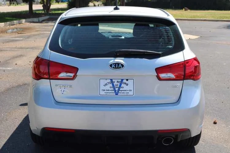 2011 Kia Forte - Image 13 of 15
