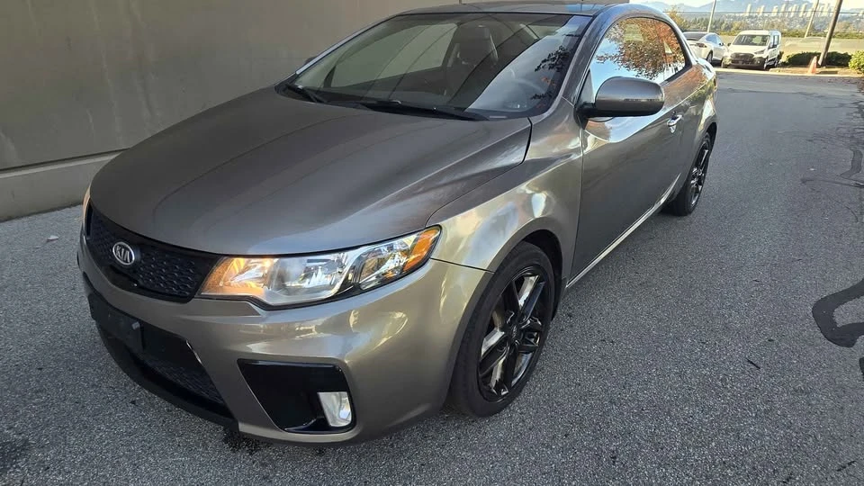 2011 Kia Forte - Image 2 of 18