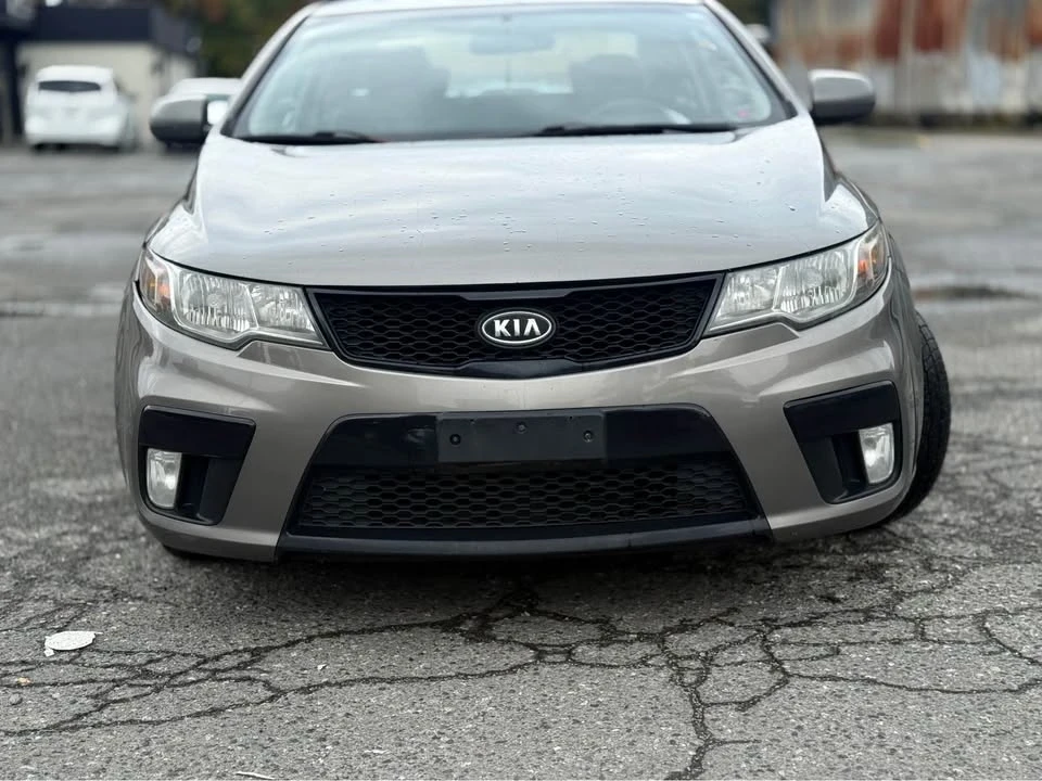 2011 Kia Forte - Image 8 of 10