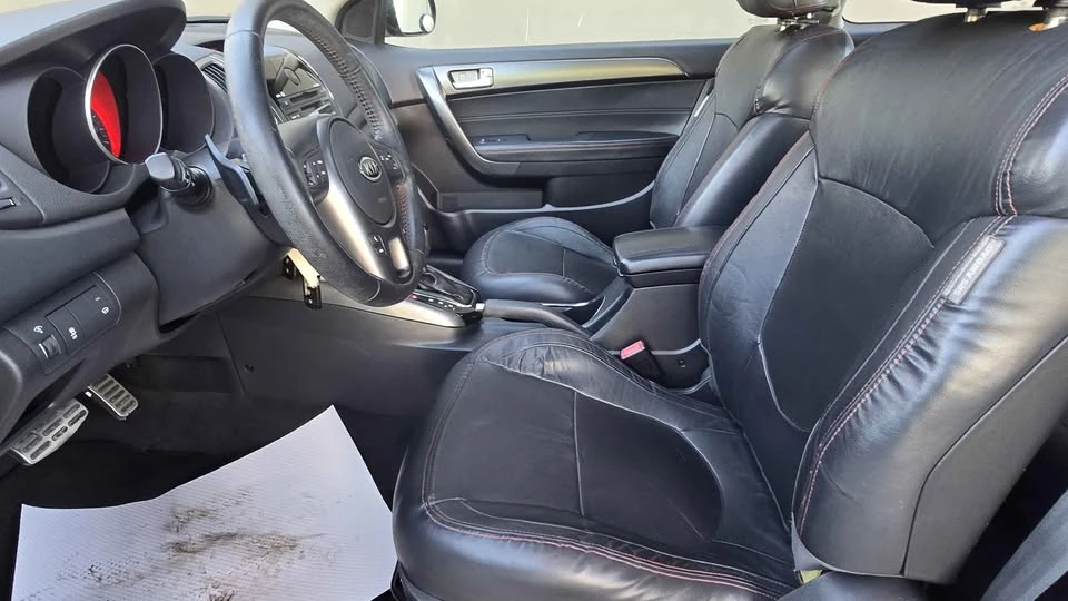 2011 Kia Forte - Image 10 of 18