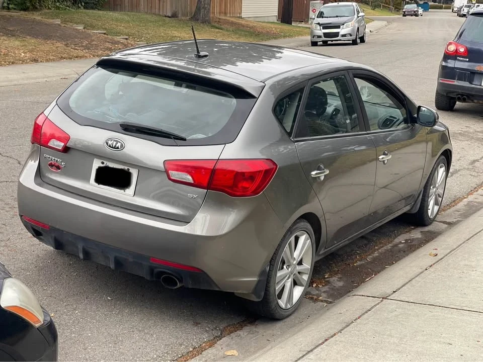 2011 Kia Forte - Image 4 of 10