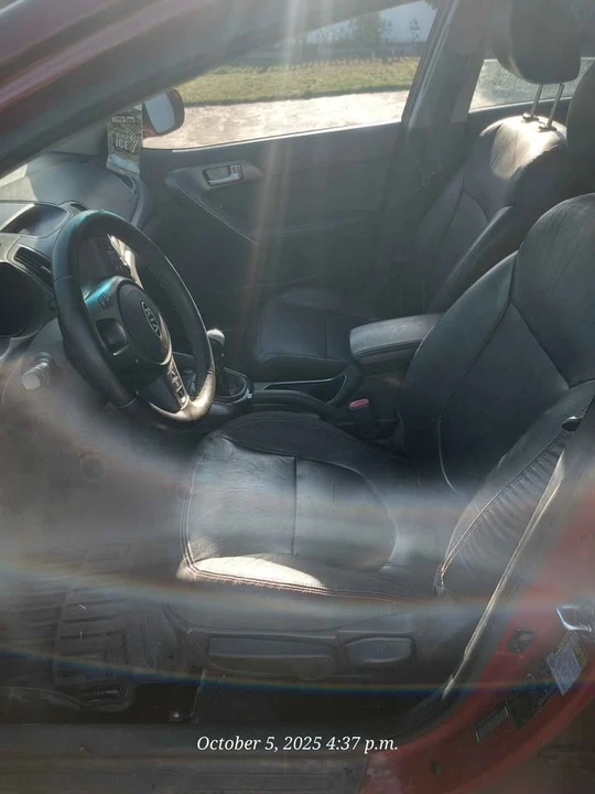2011 Kia Forte - Image 8 of 20