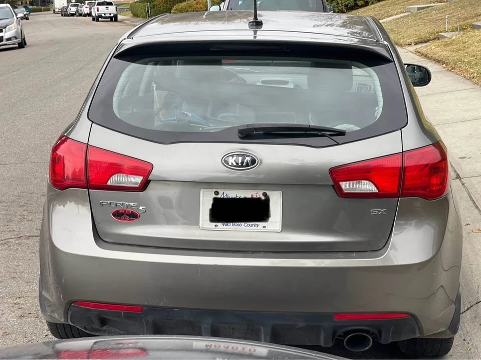 2011 Kia Forte - Image 6 of 10