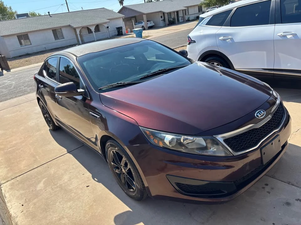 2011 Kia Optima/K5 - Image 2 of 7