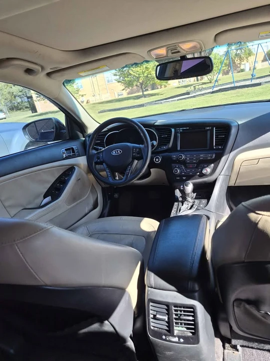 2011 Kia Optima/K5 - Image 4 of 5