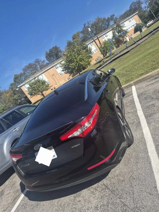 2011 Kia Optima/K5 - Image 2 of 5