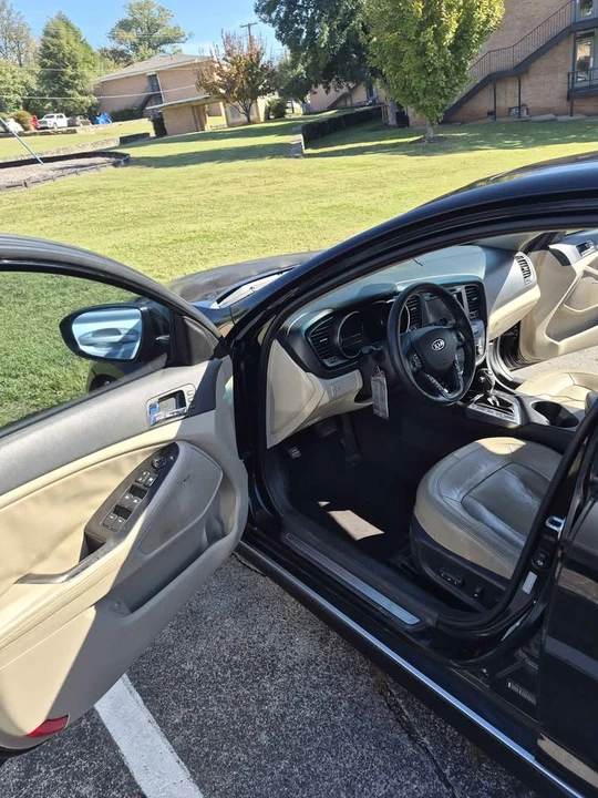 2011 Kia Optima/K5 - Image 3 of 5