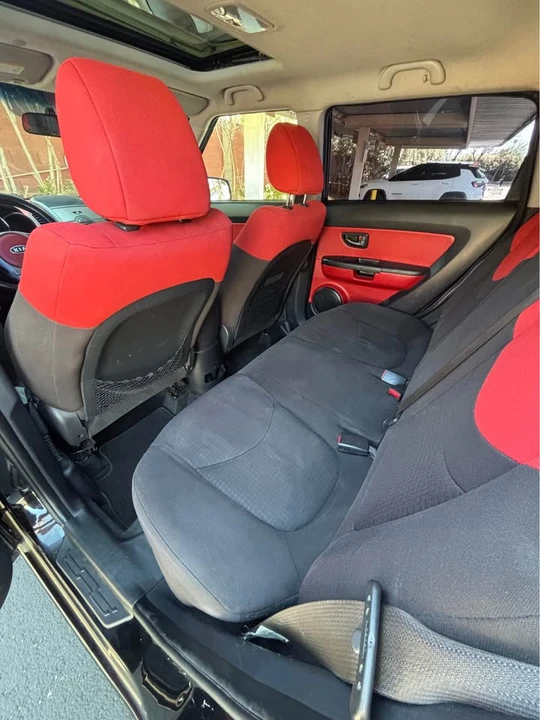 2011 Kia Soul - Image 13 of 16