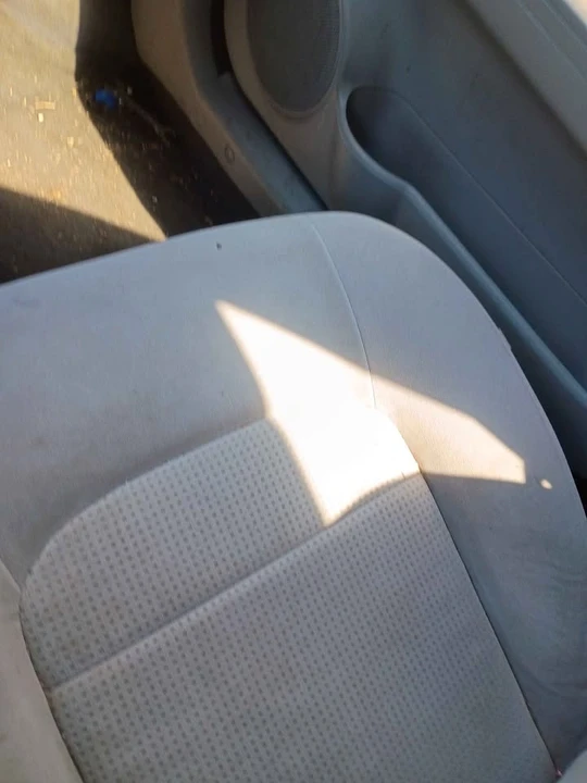 2011 Kia Spectra - Image 10 of 12