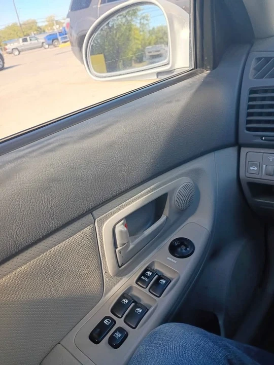 2011 Kia Spectra - Image 12 of 12