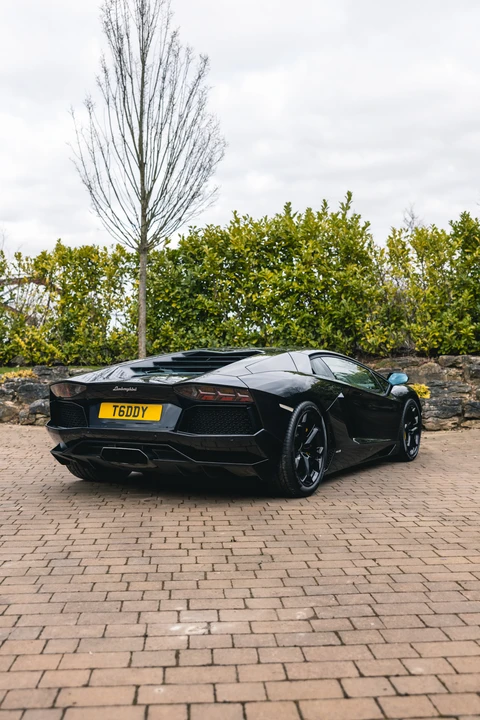 2011 Lamborghini Aventador LP700-4 - Image 15 of 31