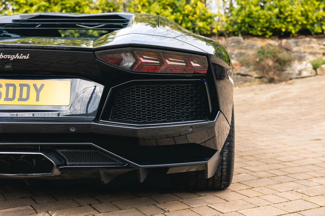 2011 Lamborghini Aventador LP700-4 - Image 27 of 31
