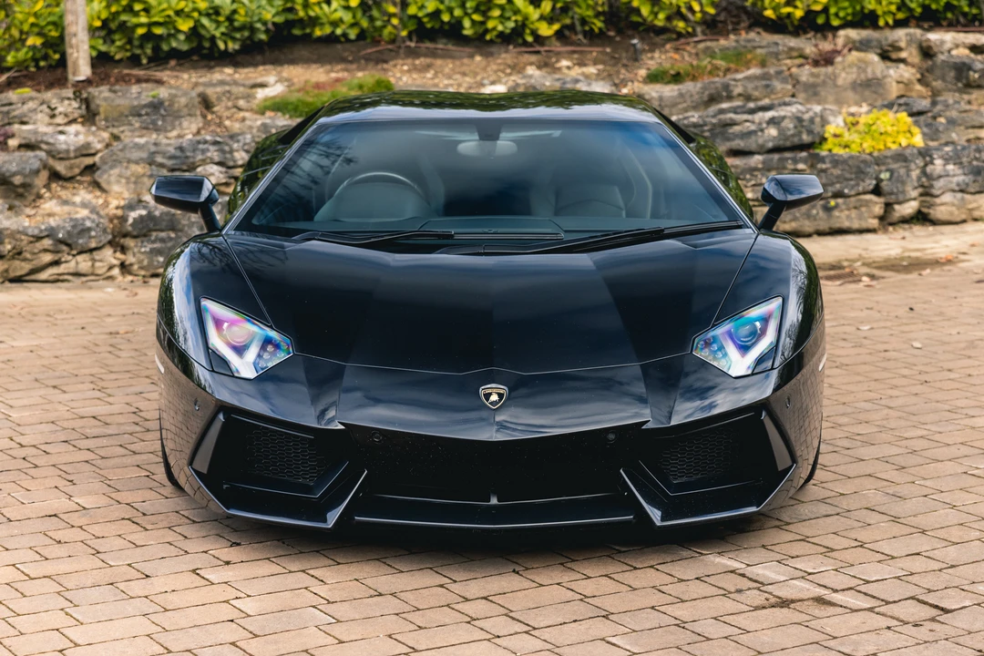 2011 Lamborghini Aventador LP700-4 - Image 3 of 31