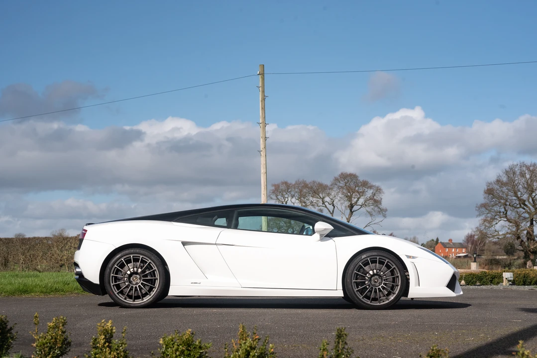 2011 Lamborghini Gallardo LP560-4 - Image 13 of 31