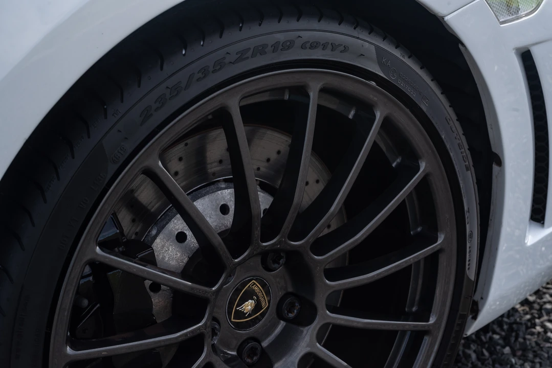 2011 Lamborghini Gallardo LP560-4 - Image 27 of 31