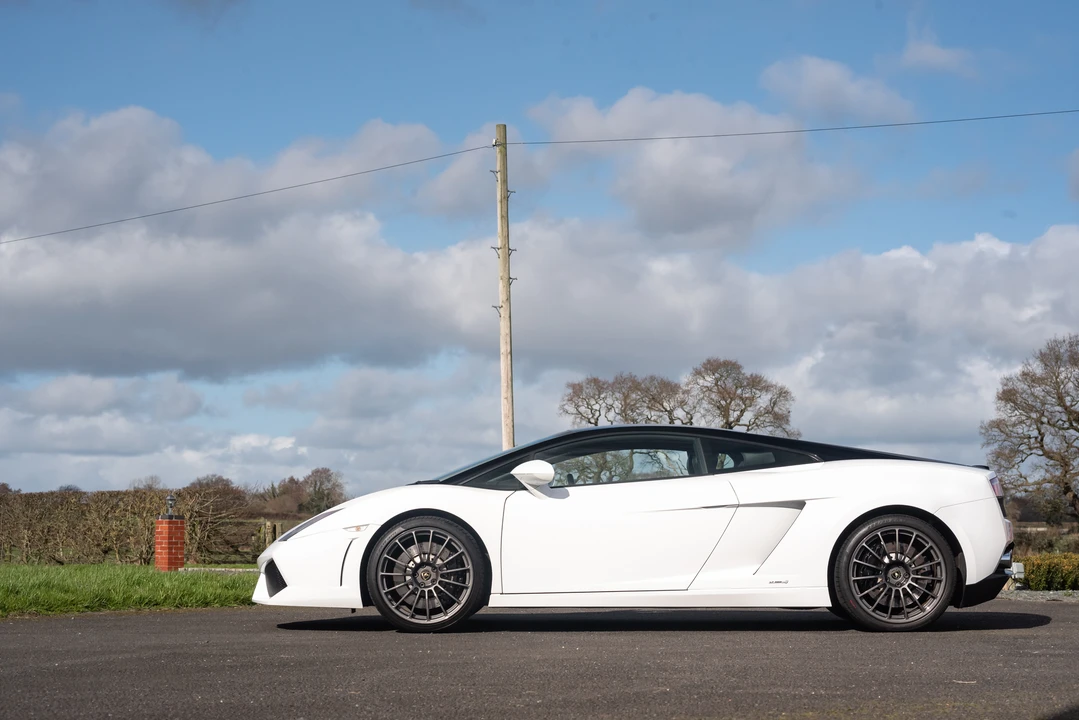 2011 Lamborghini Gallardo LP560-4 - Image 6 of 31
