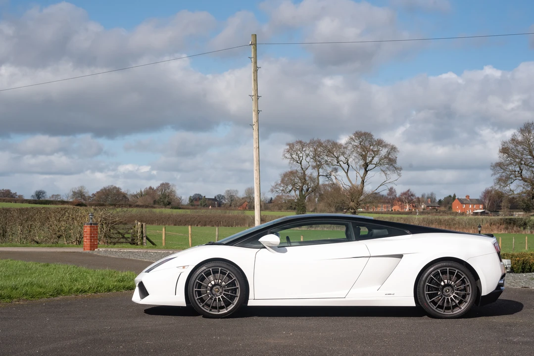 2011 Lamborghini Gallardo LP560-4 - Image 14 of 31