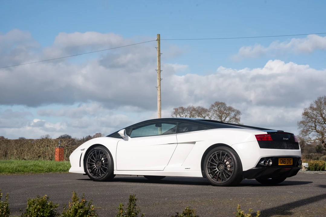 2011 Lamborghini Gallardo LP560-4 - Image 10 of 31