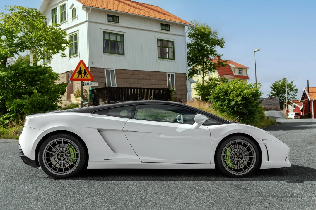 2011 Lamborghini Gallardo LP560-4 - Image 8 of 31