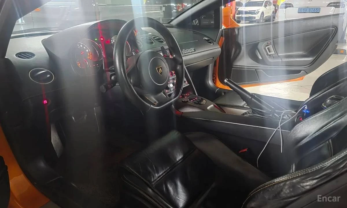 2011 Lamborghini Gallardo - Image 3 of 10