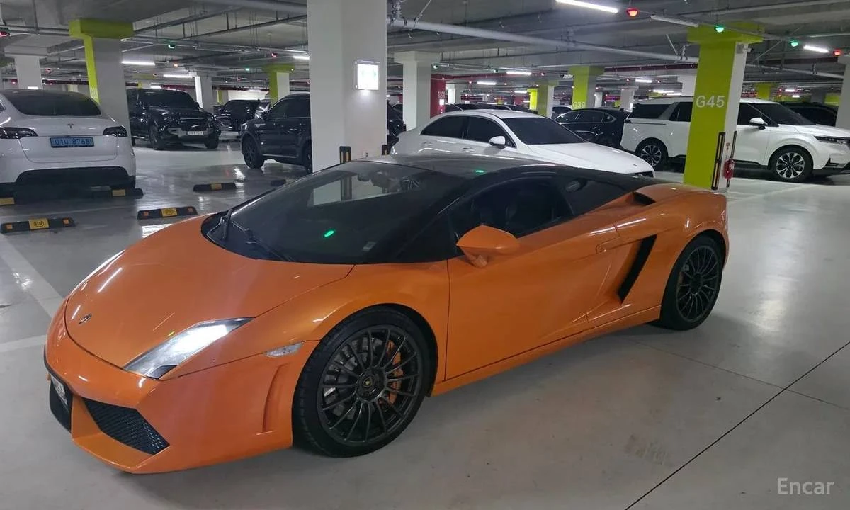 2011 Lamborghini Gallardo - Image 9 of 10