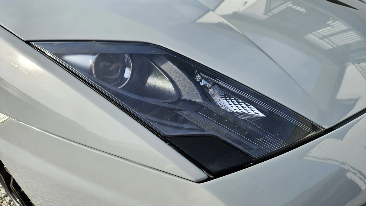 2011 Lamborghini Gallardo LP570-4 Spyder Performante - Image 21 of 31