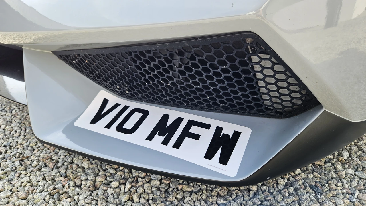 2011 Lamborghini Gallardo LP570-4 Spyder Performante - Image 24 of 31