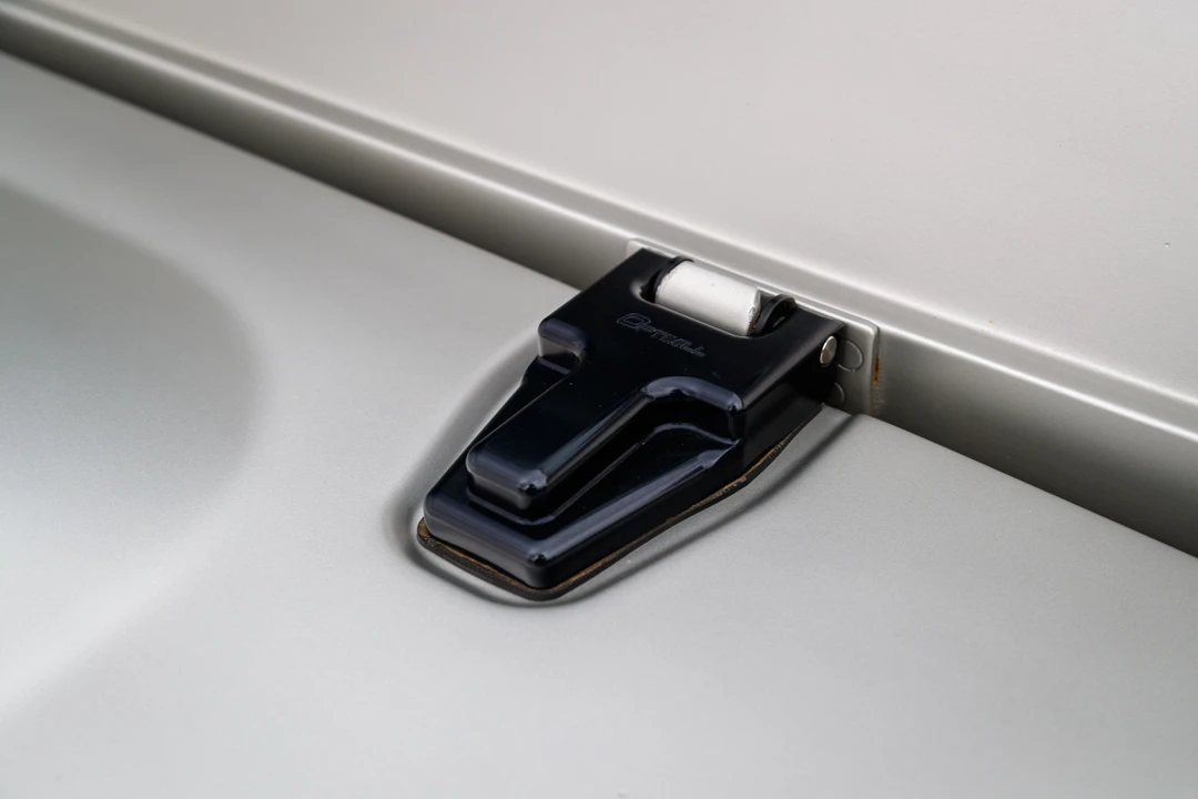 2011 Land Rover Defender 110 - Image 26 of 31