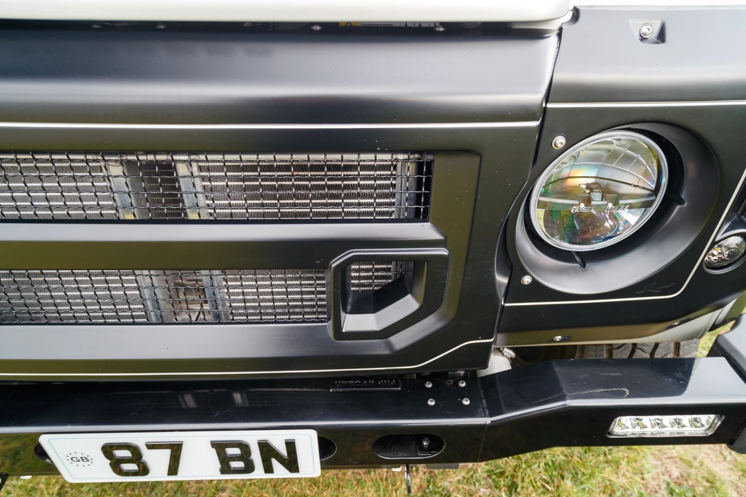 2011 Land Rover Defender 110 - Image 27 of 31