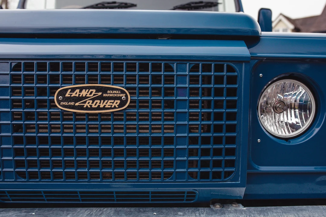 2011 Land Rover Defender 110 - Image 26 of 31
