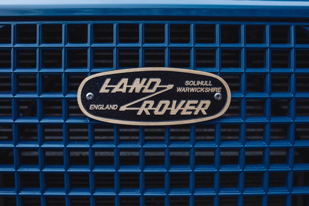 2011 Land Rover Defender 110 - Image 27 of 31