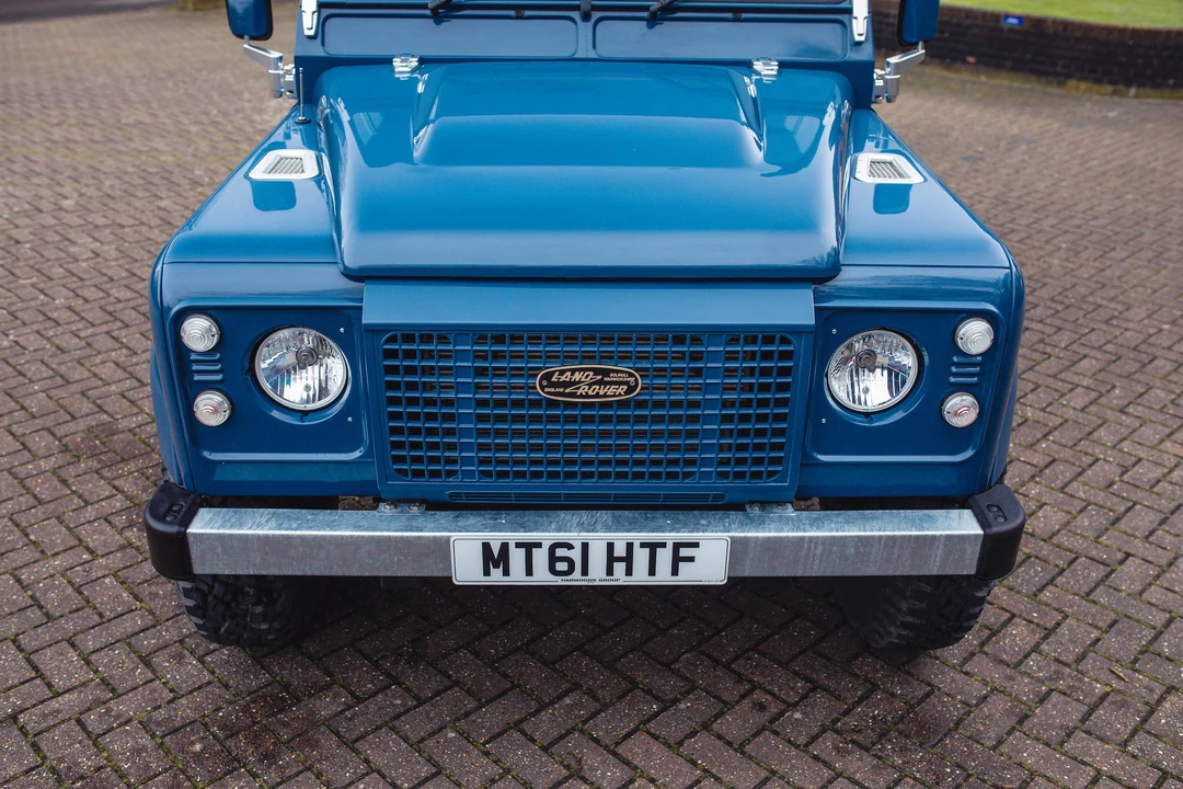 2011 Land Rover Defender 110 - Image 30 of 31