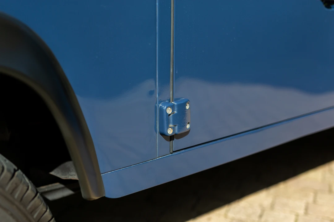 2011 Land Rover Defender 110 - Image 28 of 31