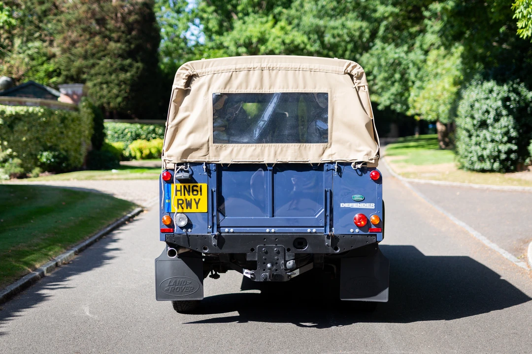 2011 Land Rover Defender 110 - Image 8 of 31