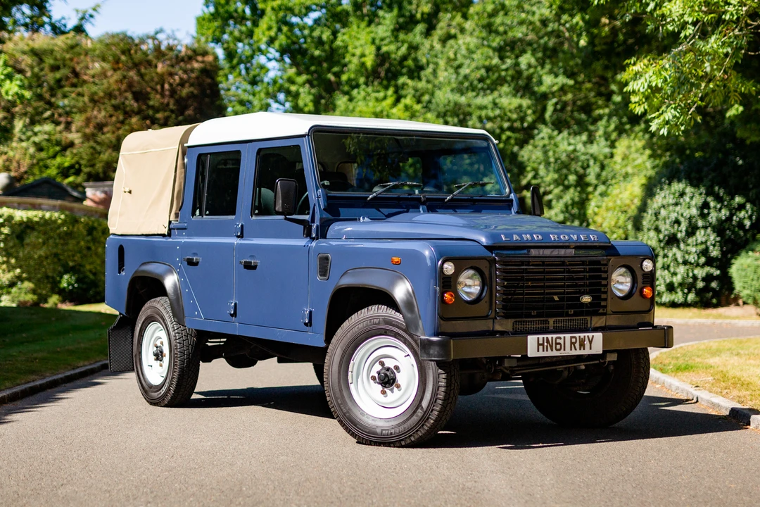 2011 Land Rover Defender 110 - Image 2 of 31