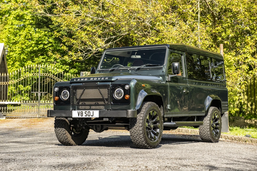 2011 Land Rover Defender 110 - Image 27 of 31
