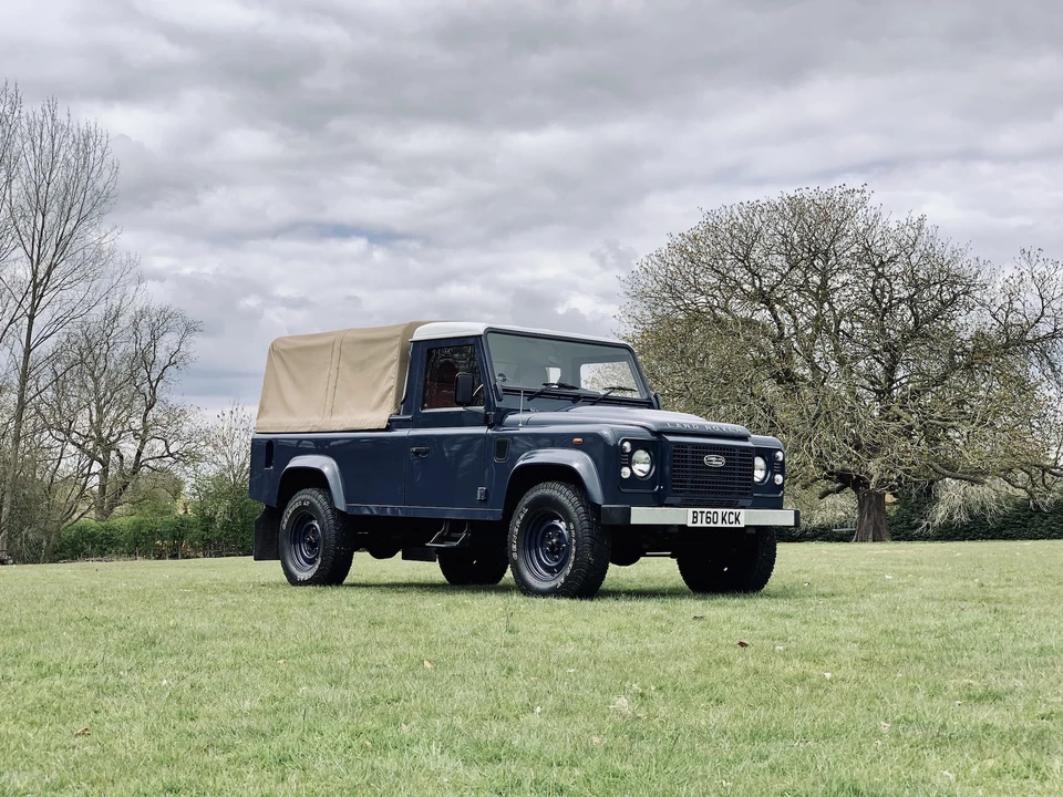 2011 Land Rover Defender 110 - Image 21 of 31