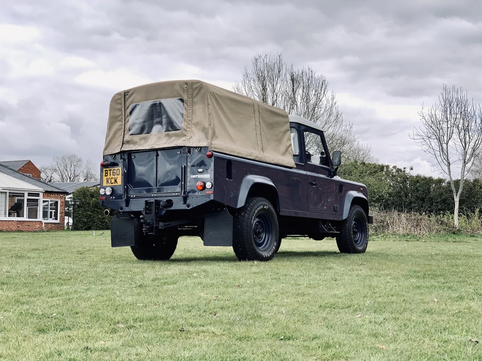 2011 Land Rover Defender 110 - Image 29 of 31