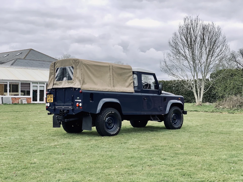 2011 Land Rover Defender 110 - Image 30 of 31