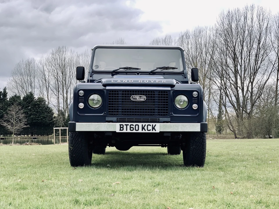 2011 Land Rover Defender 110 - Image 4 of 31