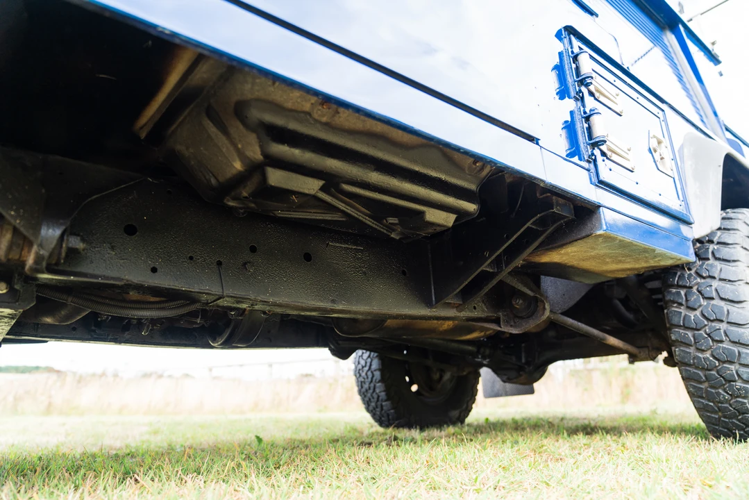 2011 Land Rover Defender 110 - Image 26 of 31