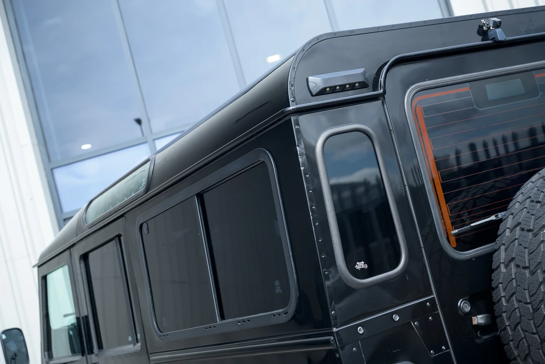 2011 Land Rover Defender 110 - Image 23 of 31
