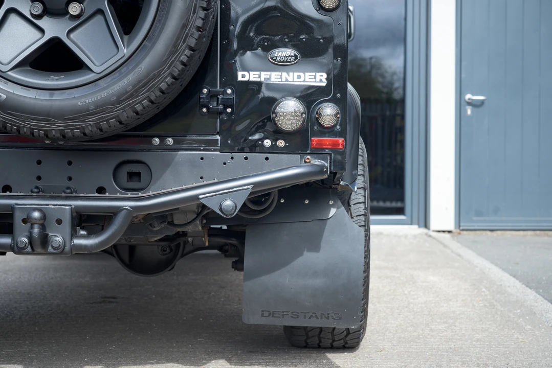 2011 Land Rover Defender 110 - Image 27 of 31