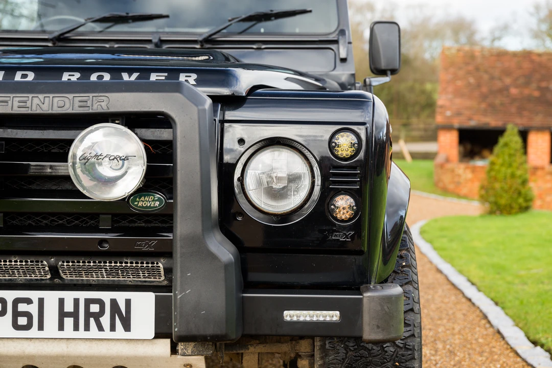 2011 Land Rover Defender 110 - Image 24 of 31