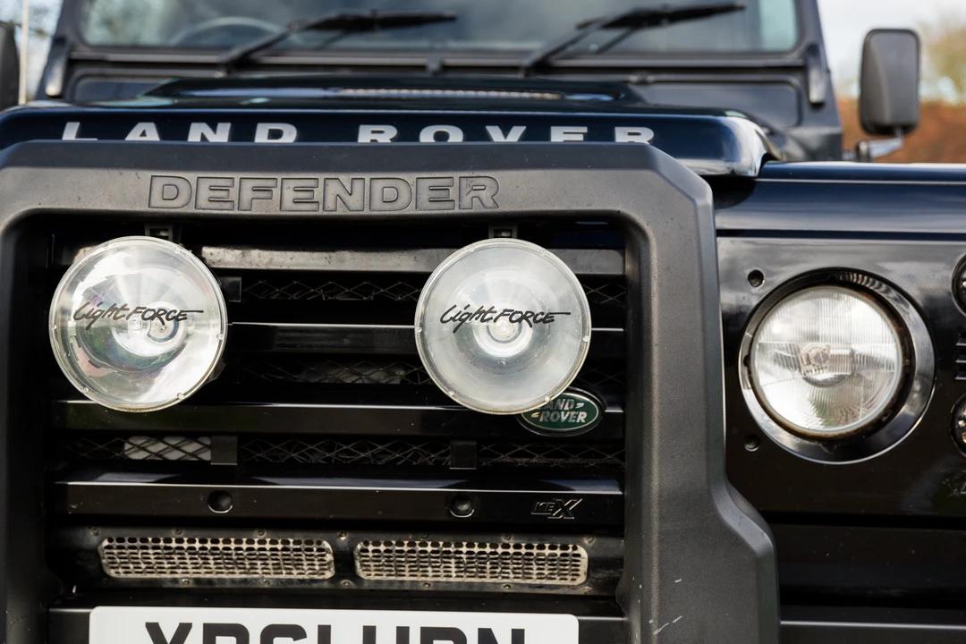 2011 Land Rover Defender 110 - Image 27 of 31